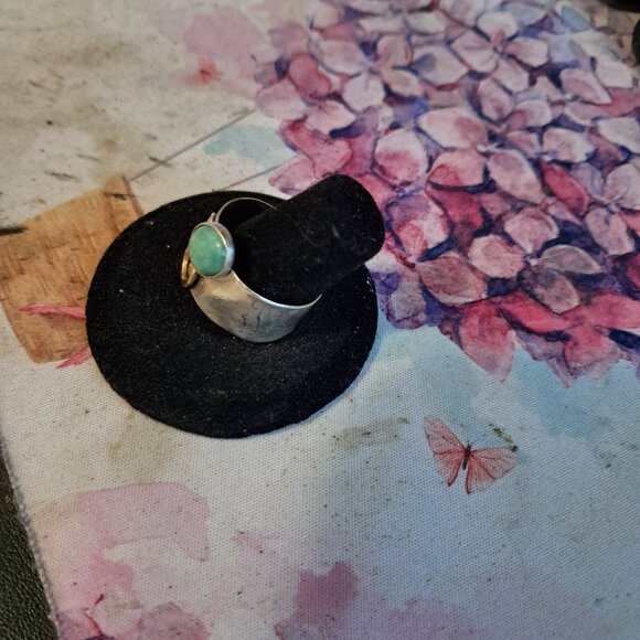 Sterling Silver Free Form Design Ring - Picture 3 of 3